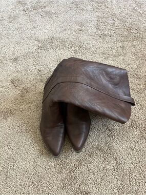 SHEIN Brown Pointed-Toe Mid-Calf Heeled Boots